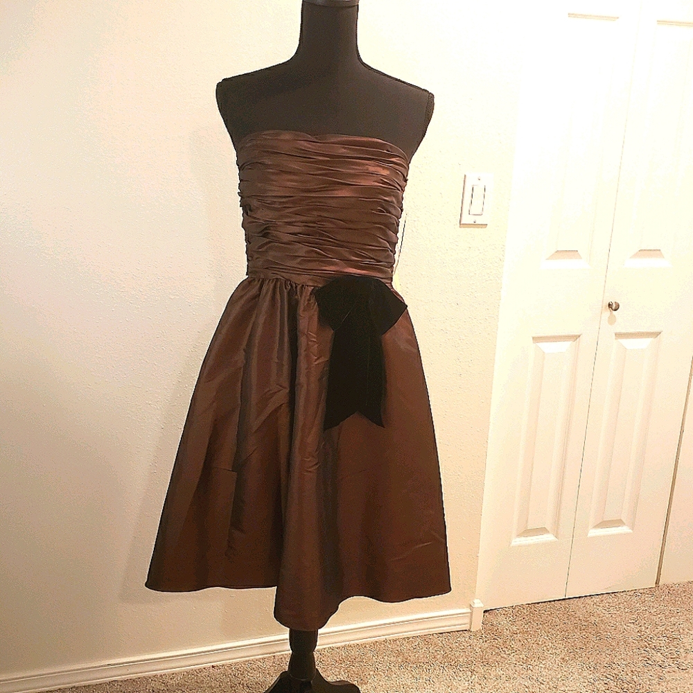 NWT offshoulder Andrianna papell dress Sz 8